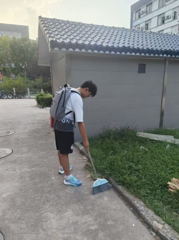 ѧԺ2322418074֧չ硱