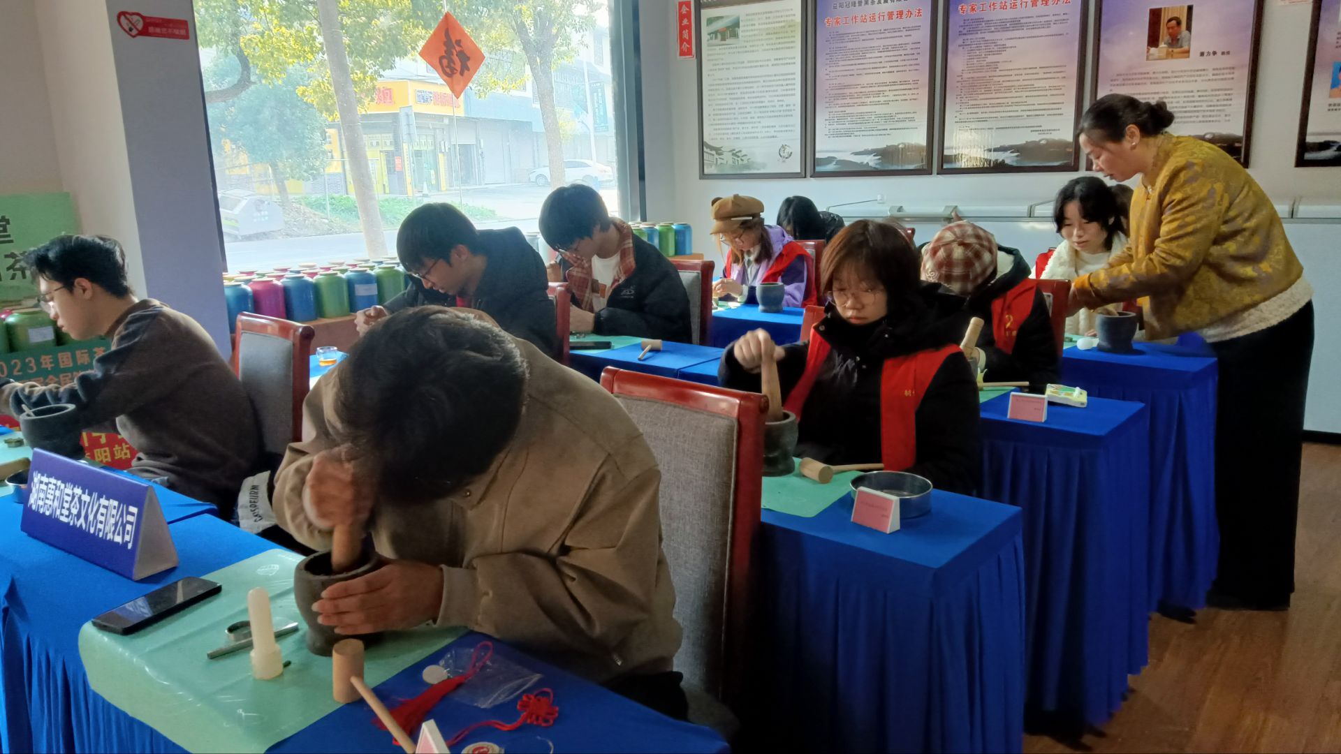 �����й��ϣ����ϻ����¡������ϳ���ѧԺ�Ļ�Ժ����������������ź��ٷ��������ʵ����