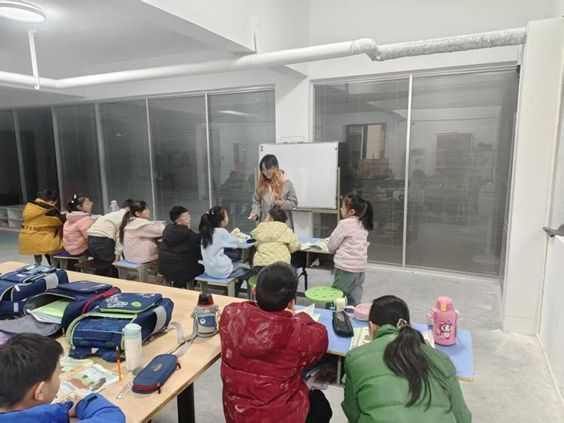 ��ϵ����֧��· н���ഫ����ѿ