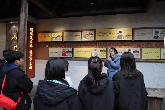 �������ҷ�����İ�������������ڳ��� ����������ѧԺ��������ѧԺ������������İн��