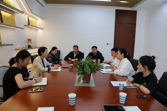 �û����������ͯ�ꡪ��֣�ݴ�ѧ��Ȥ�Ŷ�Я�ָ�������δ�����˱�����ͬ��Բ��