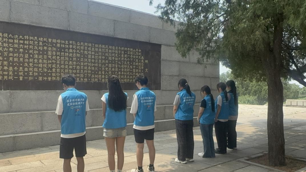 ɽ��ũҵ��ѧѧ�������磺�ഺ���紫н�𣬼ҹ��黳פ�ļ�