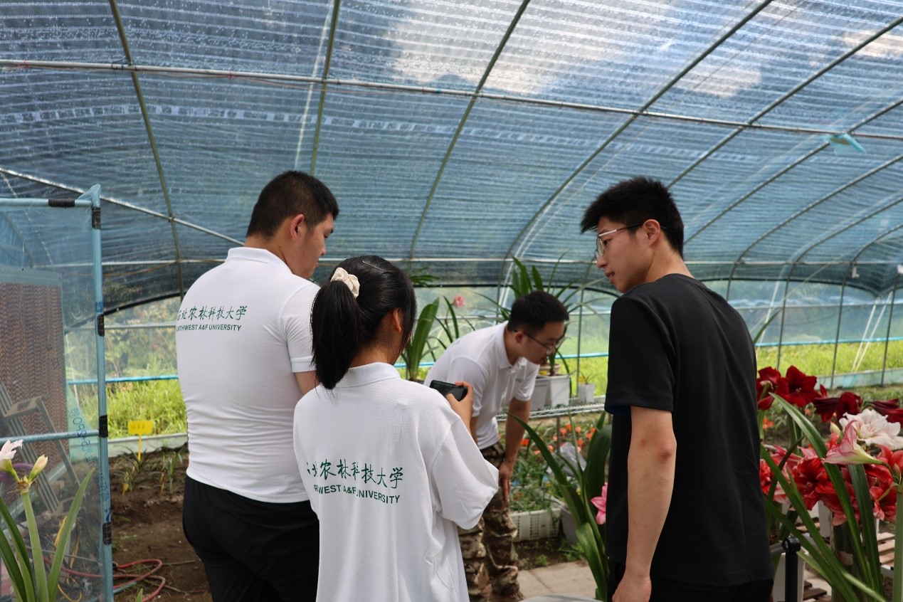 ���������µ����������ʵ����������ũ�ֿƼ���ѧ��Դ����ѧԺ�������������С���ũ�˻ش幤�̡�