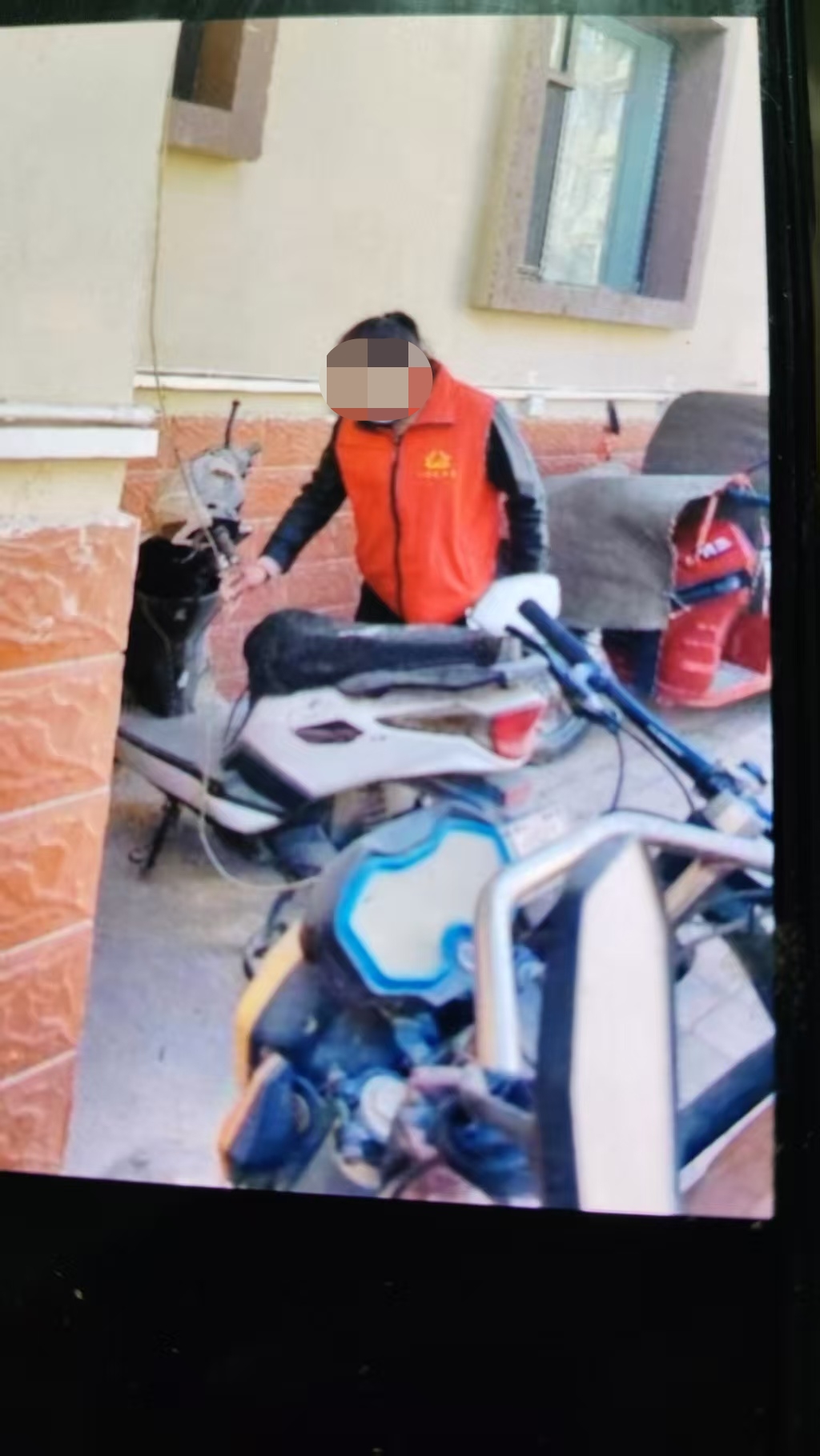 �ഺ������ ����ů���ġ�������ѧԺѧ�ӿ�չ����־Ը�������ʵ���